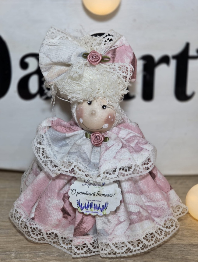 Păpușică handmade decorativă - primăvară 