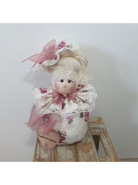 Păpușică Roza dim. 17 cm. 
