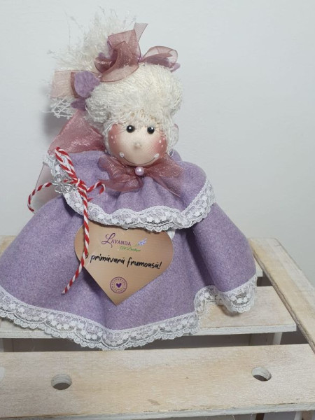 Păpușică Violetta dim. 17 cm. Păpușică Violetta dim. 17 cm.