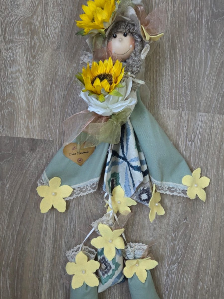 Zâna "Cer de toamnă" cu agățătoare  Zâna "Cer de toamnă" cu agățătoare