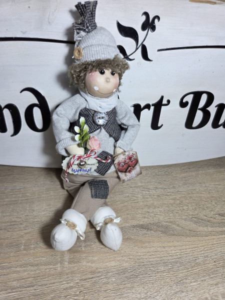 Păpușă decorativă - băiat - accesorii gri 