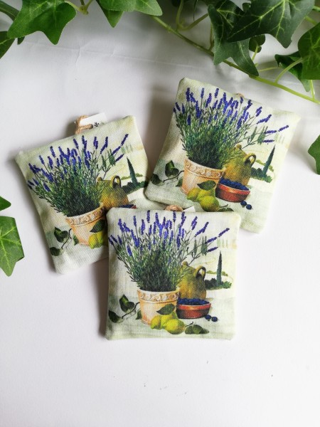 Perniță decorativă cu lavandă dim. 10x10 cm