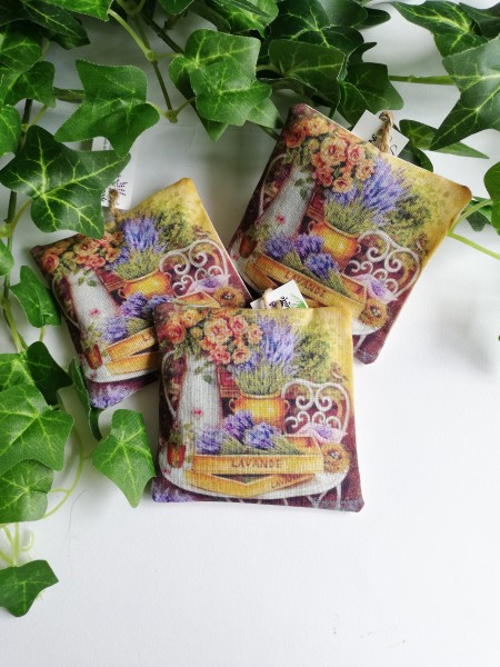 Perniță decorativă cu lavandă dim. 10x10 cm