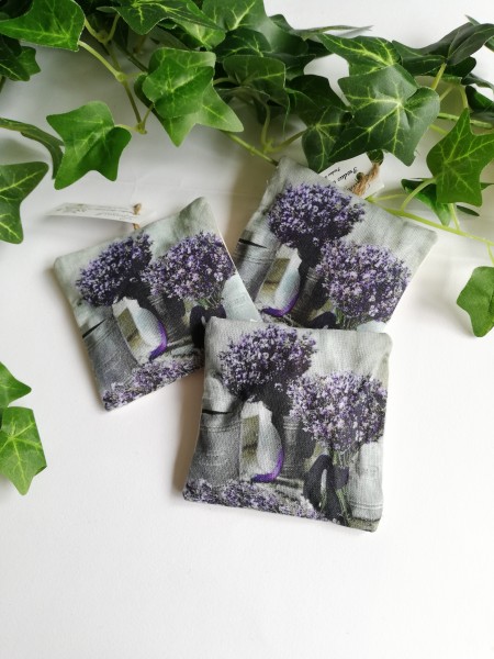 Perniță decorativă cu lavandă dim. 10x10 cm