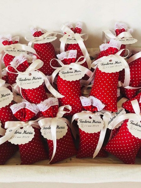 Săculeți cu buline - mărturii