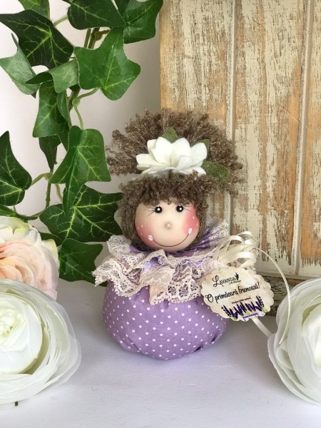 Păpușă handmade Primavera cu aromă de lavandă Păpușă handmade Primavera cu aromă de lavandă